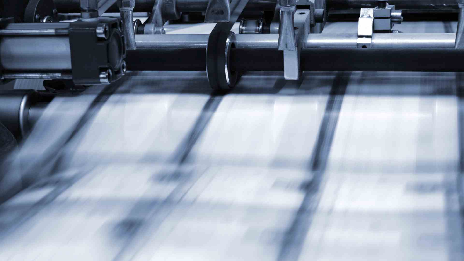 Impresora realizando impresión de archivos PDF en Windows y Mac